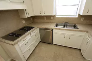 9846 Sagepike Dr, Houston, TX 77089 - Photo 9
