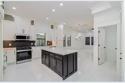 119 E 38th Street, Houston, TX 77018 - Photo 11