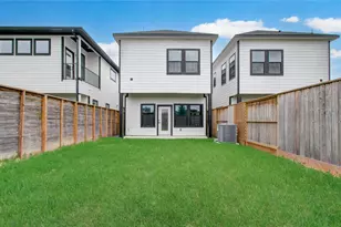 119 E 38th St, Houston, TX 77018 - Photo 31
