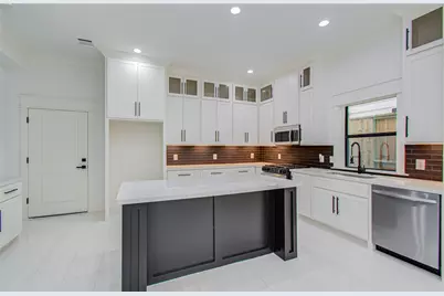 119 E 38th Street, Houston, TX 77018 - Photo 13
