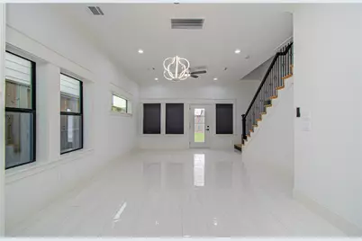 119 E 38th Street, Houston, TX 77018 - Photo 5