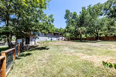 2120 Avenue R, Huntsville, TX 77340 - Photo 29