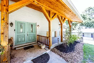 2120 Ave R, Huntsville, TX 77340 - Photo 1