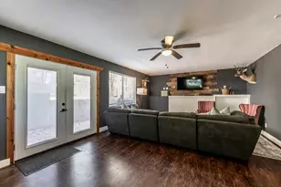 2120 Ave R, Huntsville, TX 77340 - Photo 13