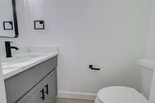 1888 Saxony Ln, Houston, TX 77058 - Photo 11