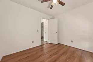 10023 Cabin Creek Dr, Houston, TX 77064 - Photo 13
