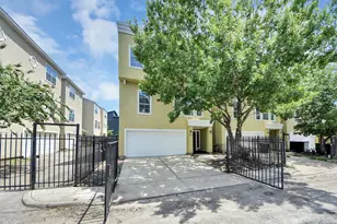 2119 Stuart St, Houston, TX 77004 - Photo 1