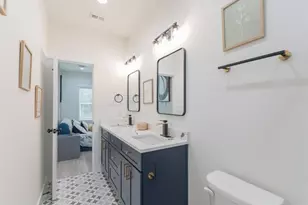 890 Lucky St, Houston, TX 77088 - Photo 31