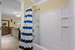 5207 Harbor Light Dr, Dickinson, TX 77539 - Photo 31
