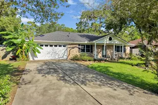 5207 Harbor Light Dr, Dickinson, TX 77539 - Photo 3