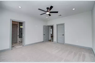 837 S Victory Drive, Houston, TX 77088 - Photo 25