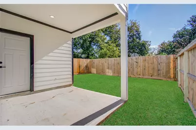 837 S Victory Drive, Houston, TX 77088 - Photo 39