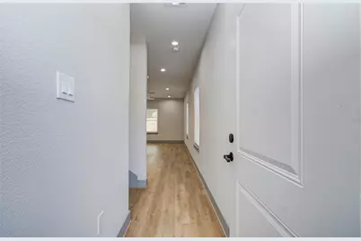 837 S Victory Drive, Houston, TX 77088 - Photo 5