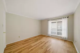 7950 N Stadium Dr, Houston, TX 77030 - Photo 9