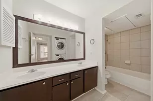 7950 N Stadium Dr, Houston, TX 77030 - Photo 11