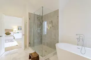 3507 Drummond St, Houston, TX 77025 - Photo 27