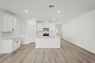 247 Golden Eagle Blvd, New Waverly, TX 77358 - Photo 7