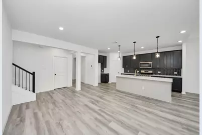 7727 Clover Gully Lane, Katy, TX 77493 - Photo 9