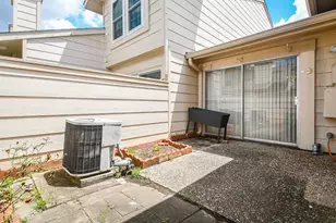 13038 Leader St, Houston, TX 77072 - Photo 17