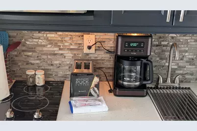 5220 Seawall Boulevard #1031B, Galveston, TX 77551 - Photo 3