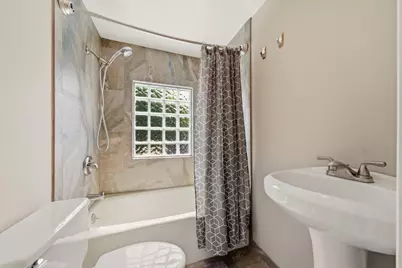 1226 Heathwood Drive, Houston, TX 77077 - Photo 35