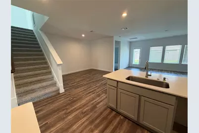 8031 Milam Lane, Rosharon, TX 77583 - Photo 13