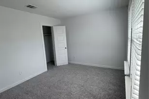 8031 Milam Ln, Rosharon, TX 77583 - Photo 15