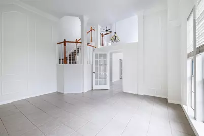 107 N Sunny Slope Circle, The Woodlands, TX 77381 - Photo 7