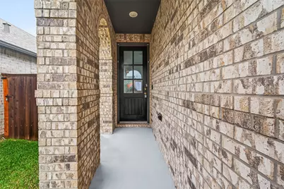 213 Trapper Creek Drive, Conroe, TX 77304 - Photo 3