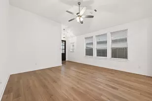 213 Trapper Creek Dr, Conroe, TX 77304 - Photo 7