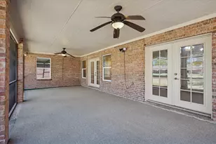 719 Country Meadows Dr, Pearland, TX 77584 - Photo 17