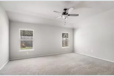 10031 Spring Creek Road, Cleveland, TX 77327 - Photo 11