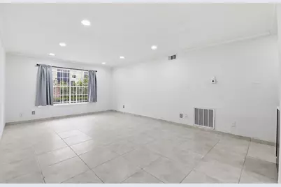 7900 Westheimer Road #147, Houston, TX 77063 - Photo 17