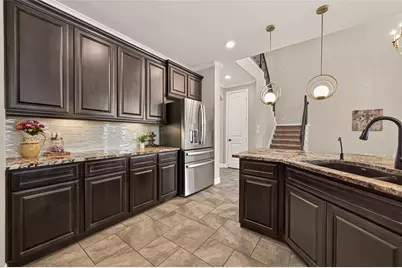 22907 Laburname Court, Tomball, TX 77375 - Photo 11