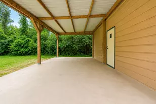 11919 Magnolia Bend Dr, Conroe, TX 77302 - Photo 9