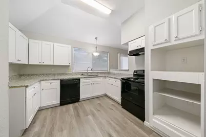 10530 Rippling Fields Drive, Houston, TX 77064 - Photo 15