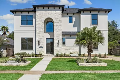 1413 Cottage Cove Court, Seabrook, TX 77586 - Photo 1
