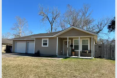 708 E 6th Street, Sweeny, TX 77480 - Photo 3