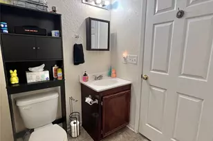 708 E 6th St, Sweeny, TX 77480 - Photo 15