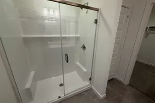 140 Overhill Dr, Huntsville, TX 77320 - Photo 17