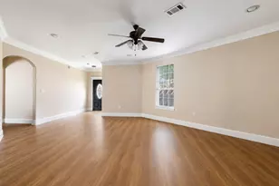108 Harbour Town Cir, Conroe, TX 77356 - Photo 5