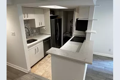 1909 Brun Street #9, Houston, TX 77019 - Photo 11