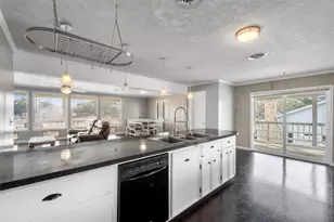 374 Harbor View Dr, Livingston, TX 77351 - Photo 19