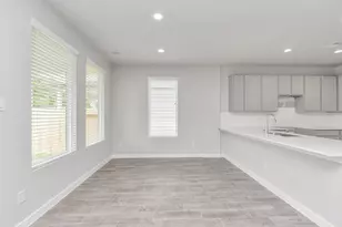 14803 Freestone Plum Ct, Houston, TX 77049 - Photo 9