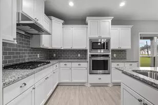 5000 Boreas Dr, Alvin, TX 77511 - Photo 13