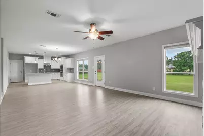 5000 Boreas Dr, Alvin, TX 77511 - Photo 3