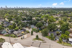 1102 Winston St, Houston, TX 77009 - Photo 43