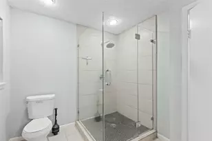 118 E Thornton Rd, Houston, TX 77022 - Photo 15