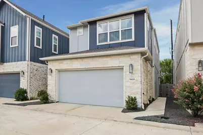 9808 Rugged Oaks Drive, Houston, TX 77080 - Photo 3
