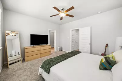 9808 Rugged Oaks Drive, Houston, TX 77080 - Photo 19